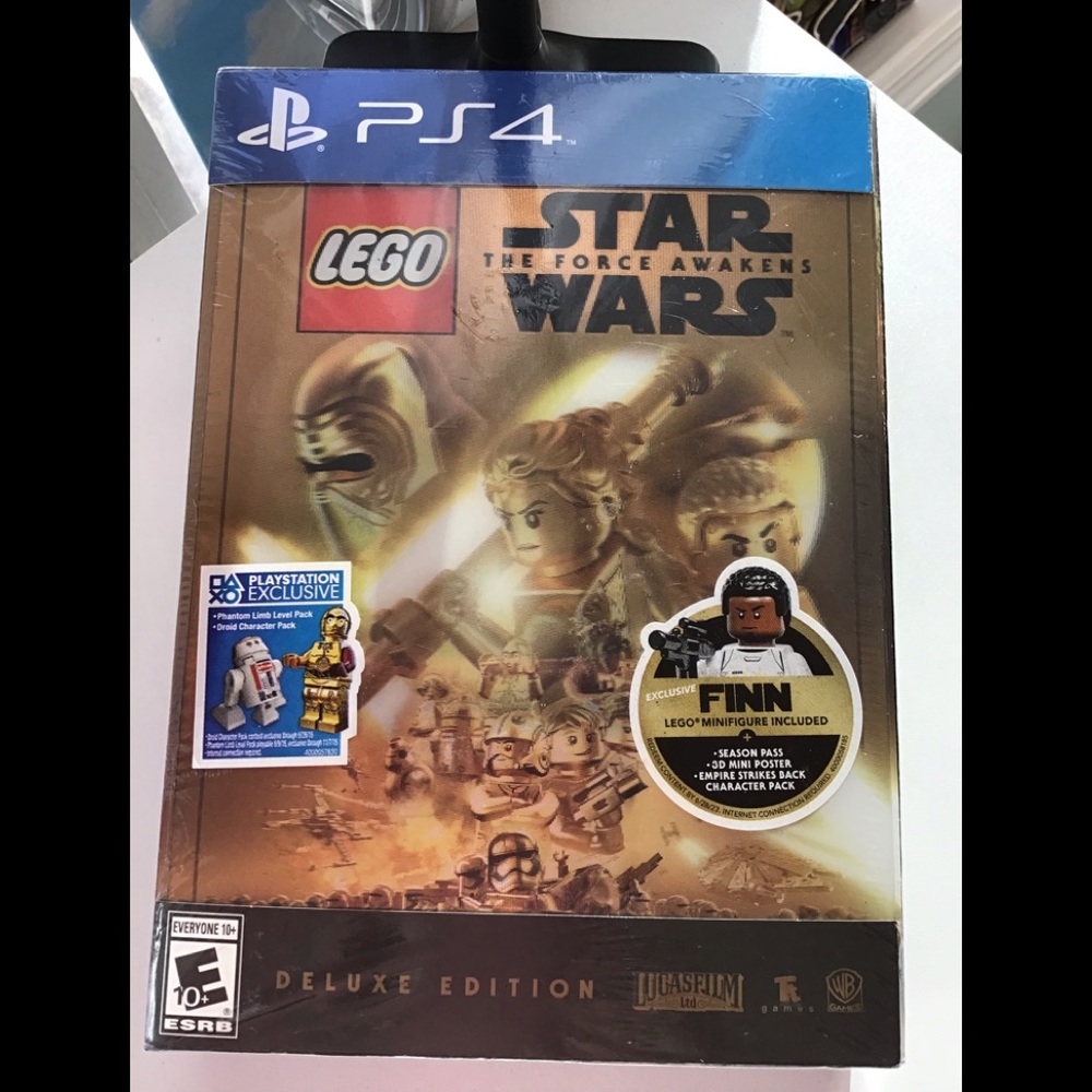 New in plastic Lego StarWars The Force Awakens - deluxe EditionPS4